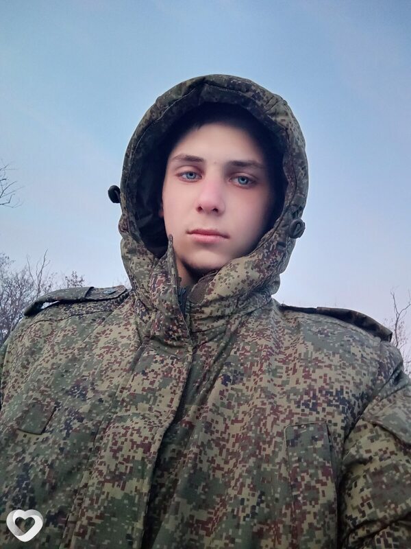 Александр, 19, Луганске — анкета №2628839