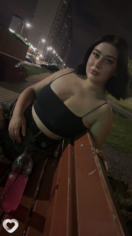 Карина, 21, Ростове-на-Дону — анкета №2629339
