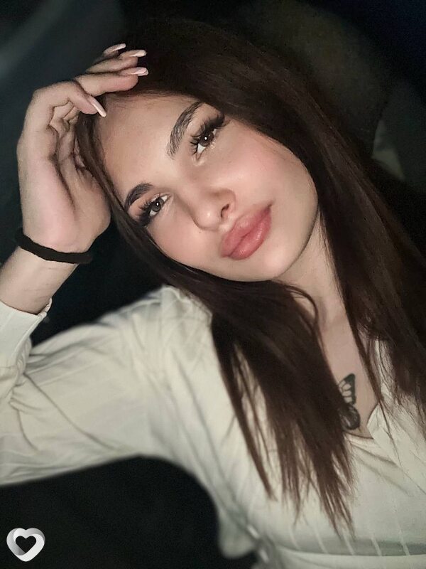 Диана, 23, Новороссийске — анкета №2629032