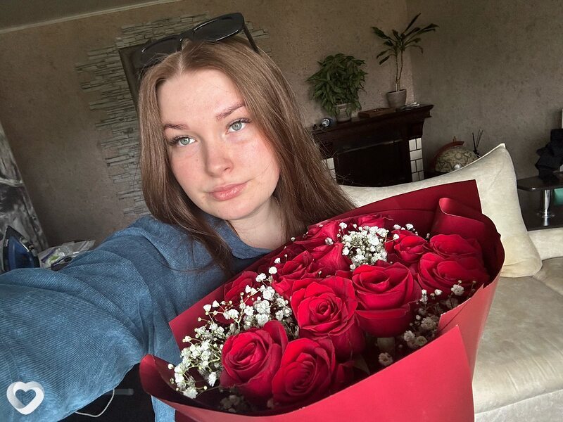 Виктория, 21, Череповце — анкета №2629191