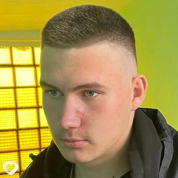 Максим, 19, Ивацевичах — анкета №2629518