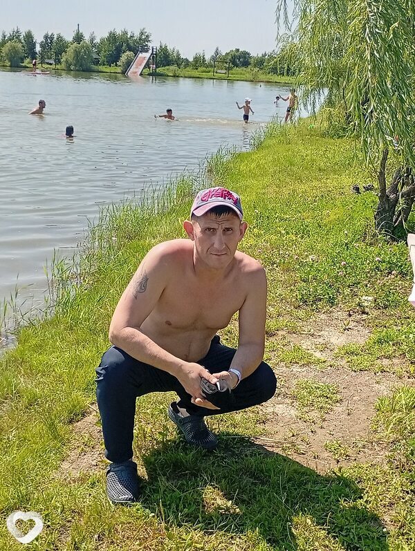 Олег, 42, Уссурийске — анкета №2629583