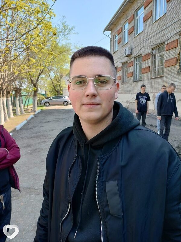Иван, 23, Арсеньеве — анкета №2629893