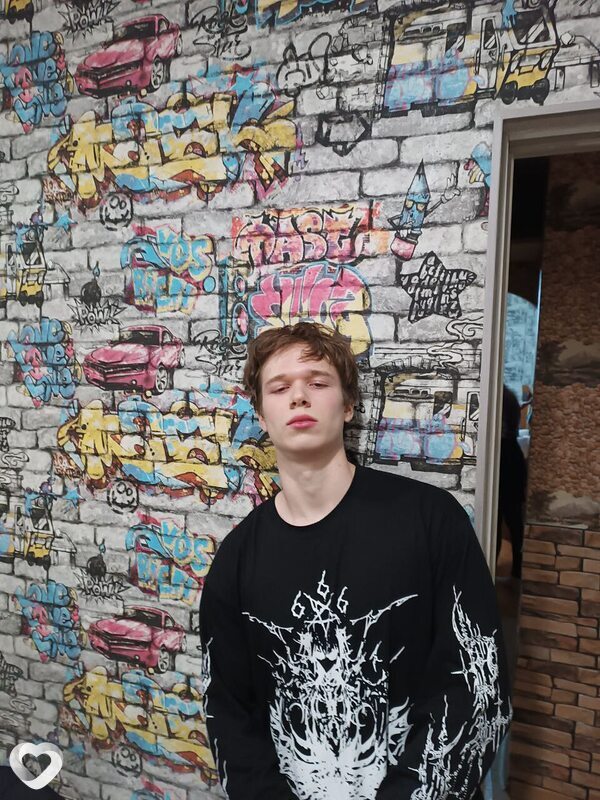 Алексей, 21, Перми — анкета №2629786