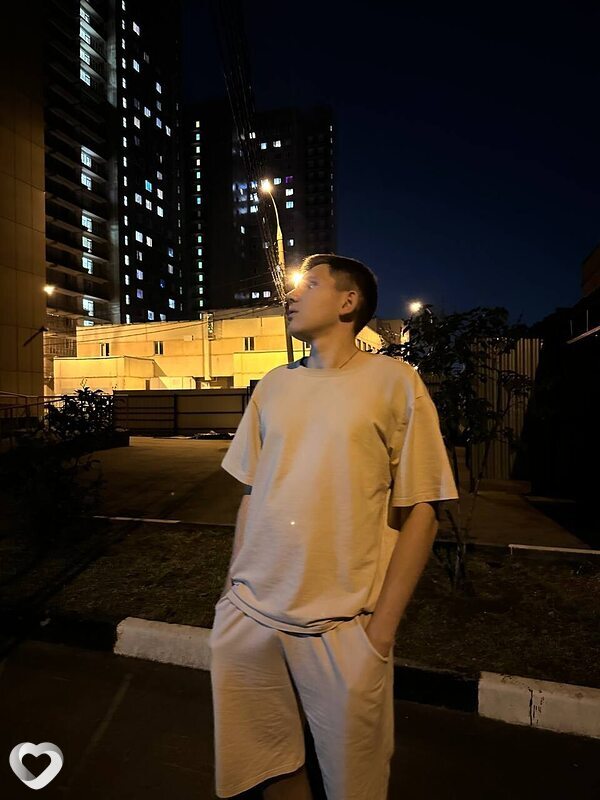 Андрей, 20, Москве — анкета №2630562