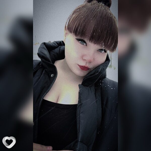 Алёна, 26, Томске — анкета №2630220