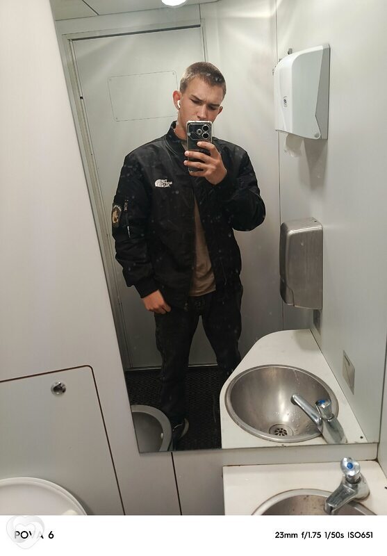 Даниил, 19, Москве — анкета №2630111
