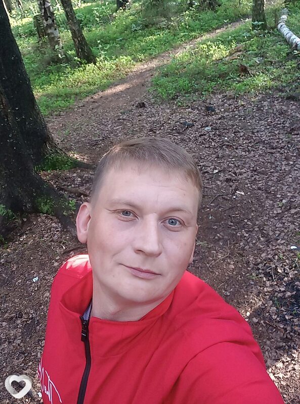 Денис, Гвардейск