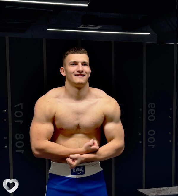 Евгений, 27, Альметьевске — анкета №2630312