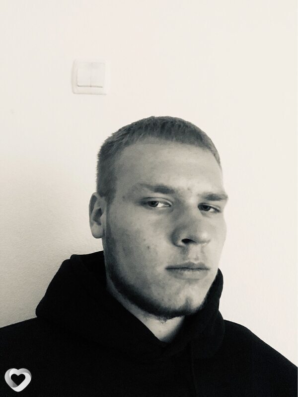 Дмитрий, 19, Мегионе — анкета №2630843