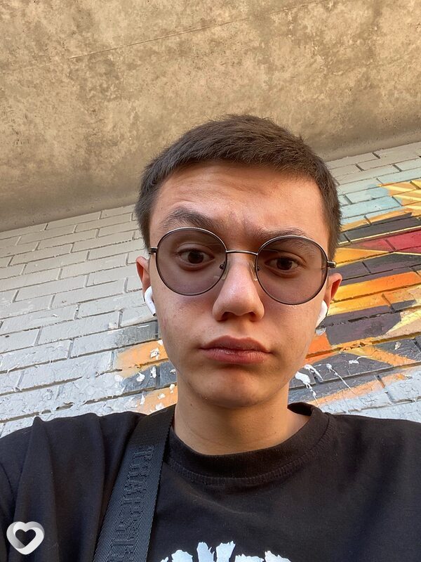Богдан, 21, Москве — анкета №2630866