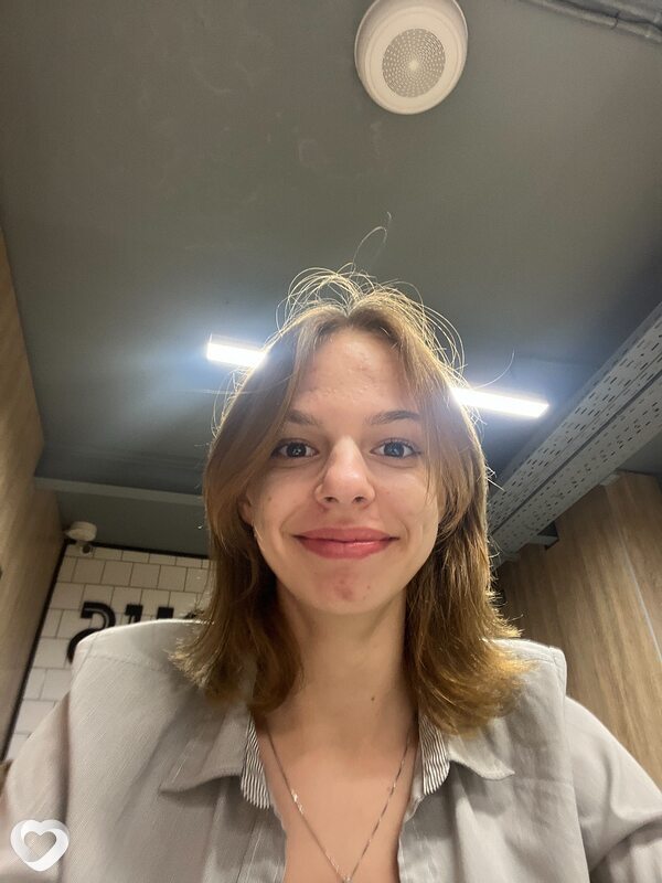 Анечка, 19, Ярославле — анкета №2631359