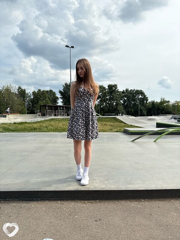 Арина, 19, Москве — анкета №2631586