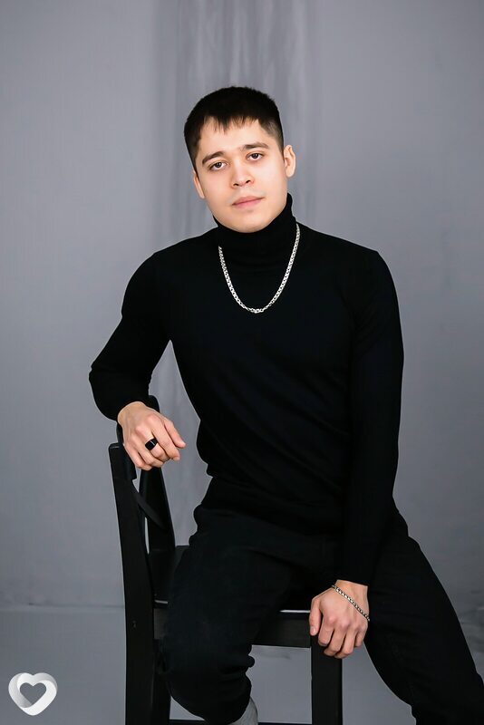 Артём, 28, Нефтеюганске — анкета №2632102