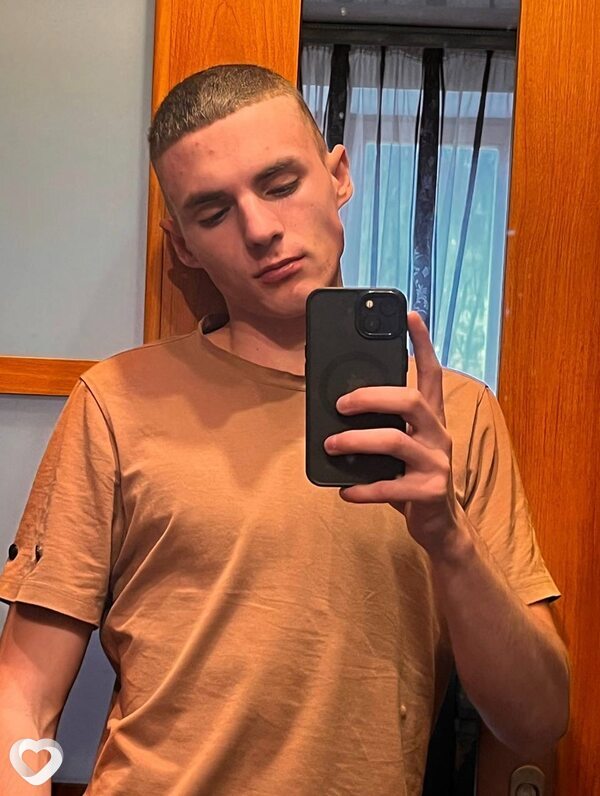 Максим, 22, Новополоцке — анкета №2632254
