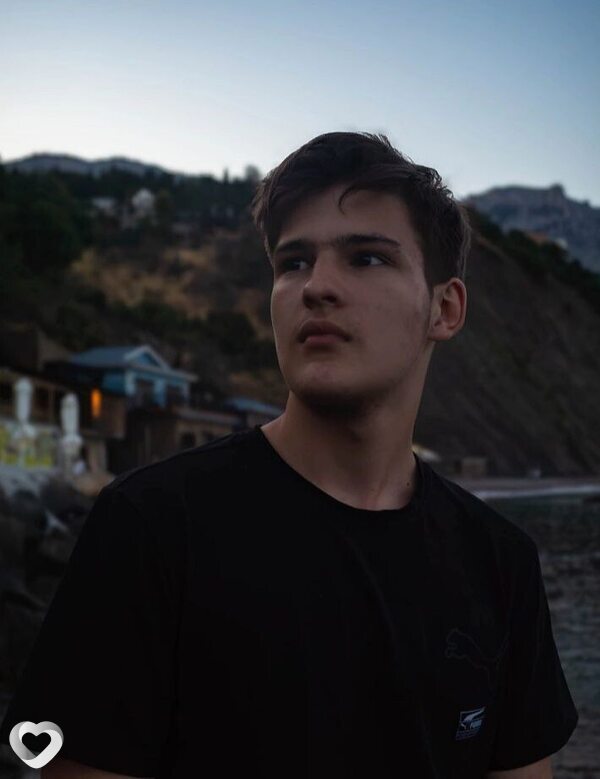 Максим, 19, Севастополе — анкета №2632690