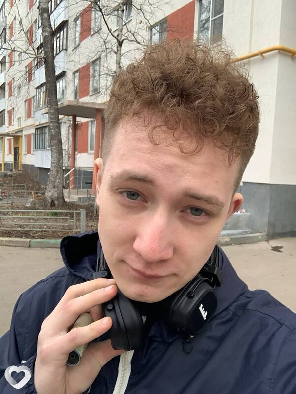 Валера, 24, Москве — анкета №2632856