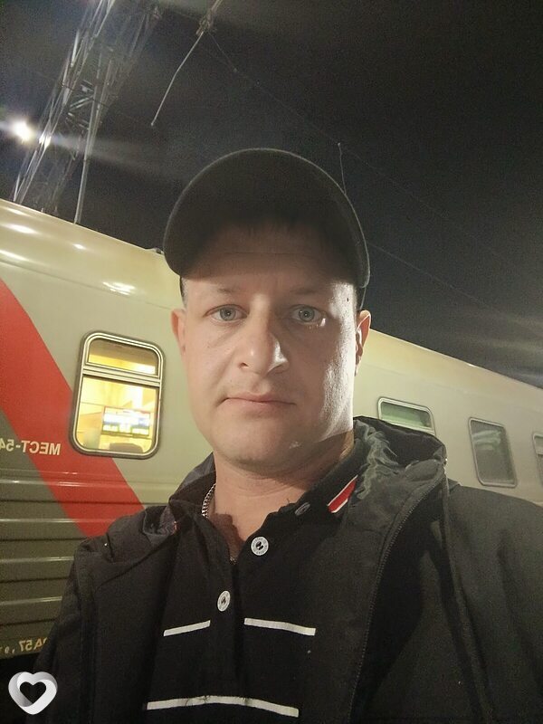 Виктор, 33, Ершове — анкета №2633341