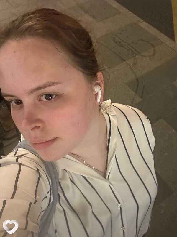 Катя, 21, Москве — анкета №2633091