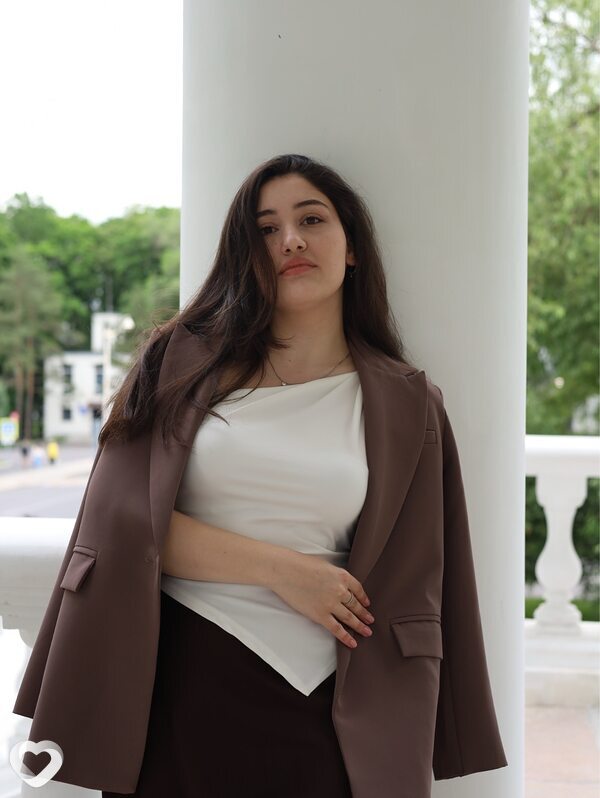 Мадина, 22, Москве — анкета №2633234
