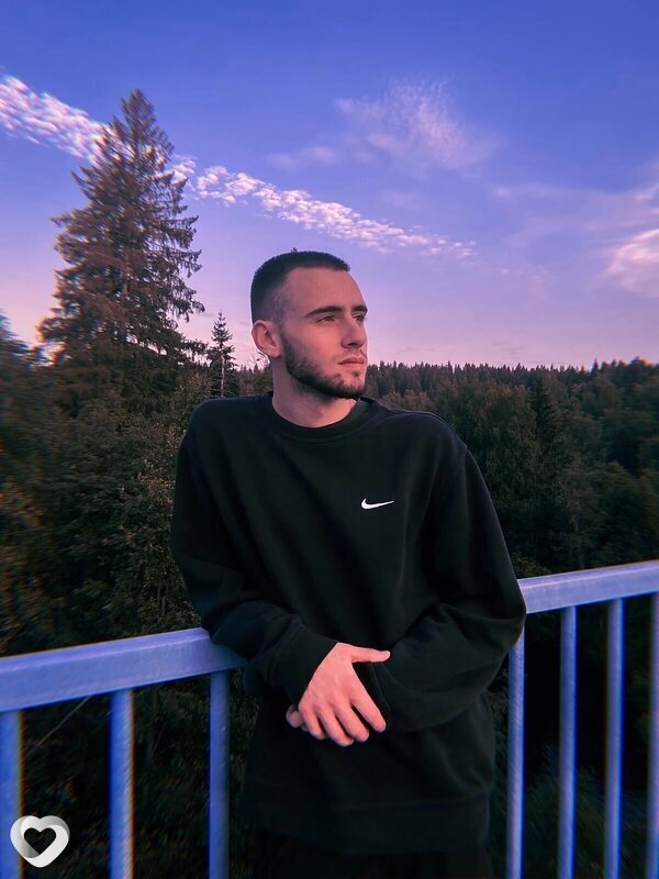 Артем, 22, Санкт-Петербурге — анкета №2633247