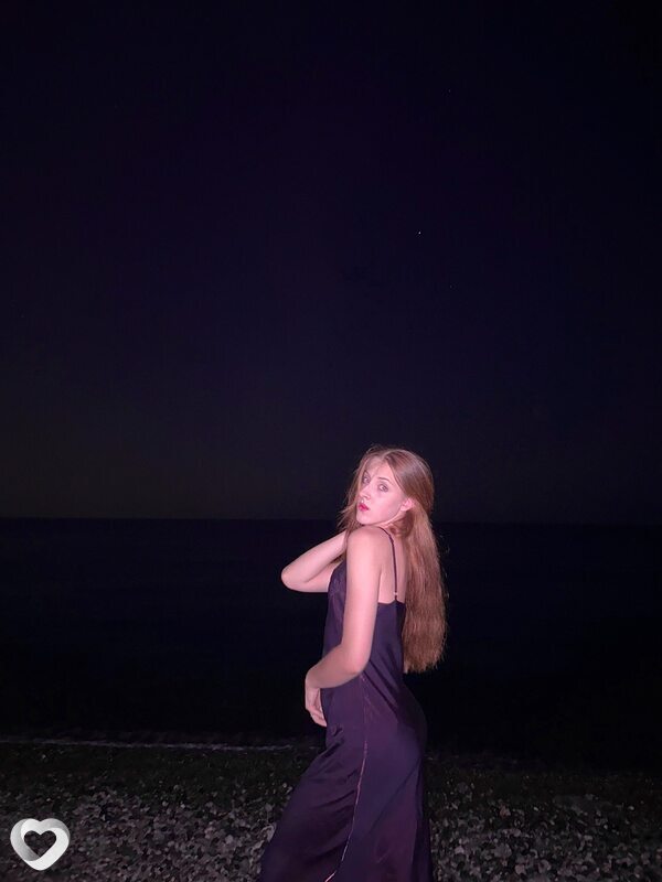 Анна, 19, Минске — анкета №2633481