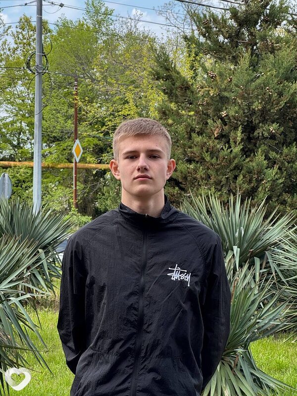 Александр, 19, Москве — анкета №2633722