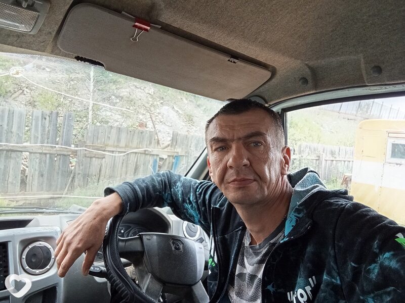 Максим, Мирный (Якутия)