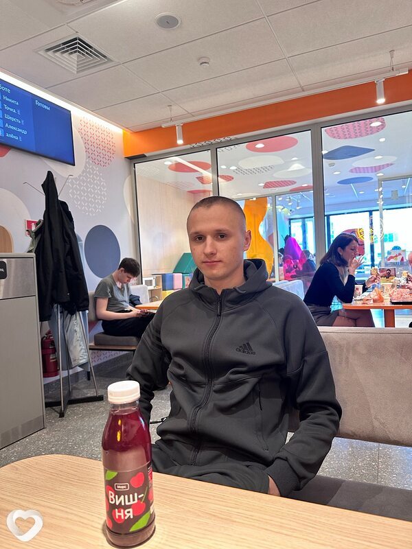 Никита, 26, Речице — анкета №2634168
