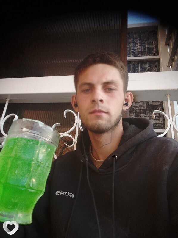 Искандар, 21, Таразе — анкета №2634123