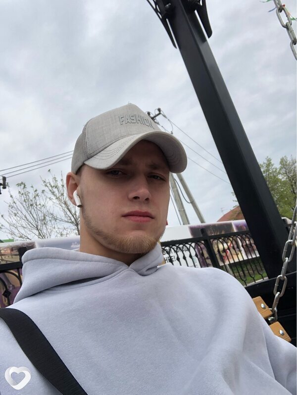 Глеб, 28, Екатеринбурге — анкета №2634669