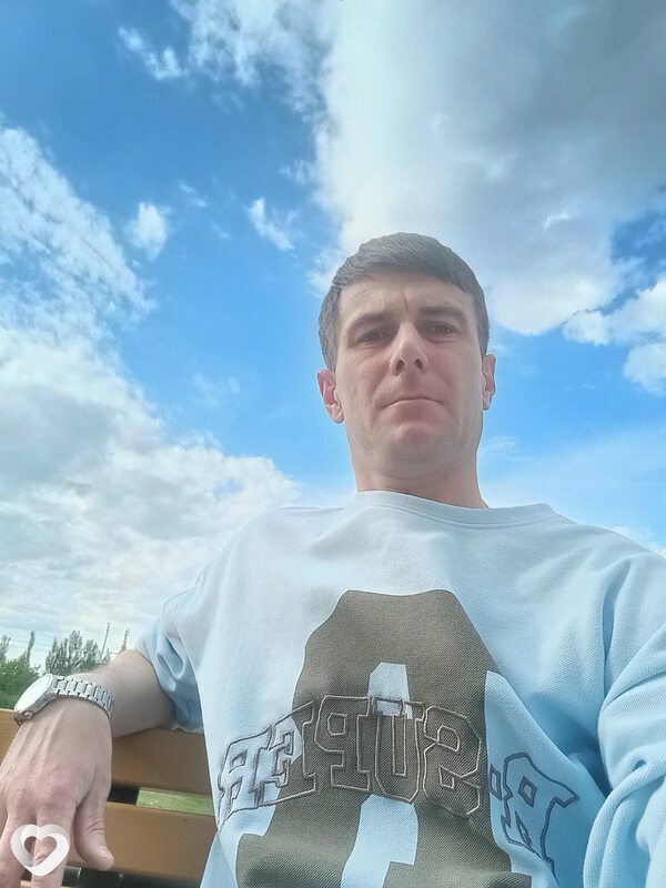 Иван, 40, Кировском — анкета №2635310