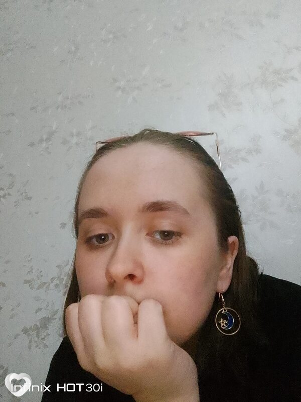 Аня, 23, Тобольске — анкета №2635804