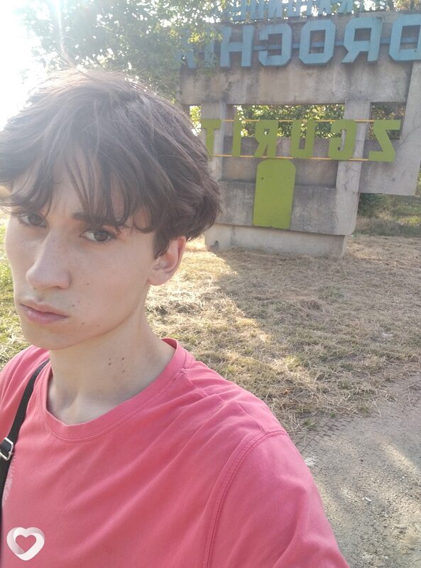 Денис, Сороки