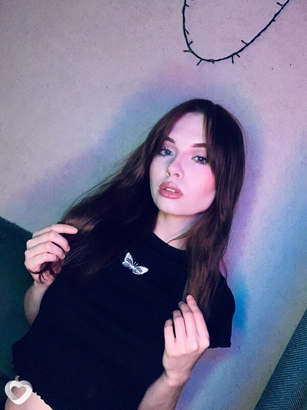 Аля, 21, Омске — анкета №2637091