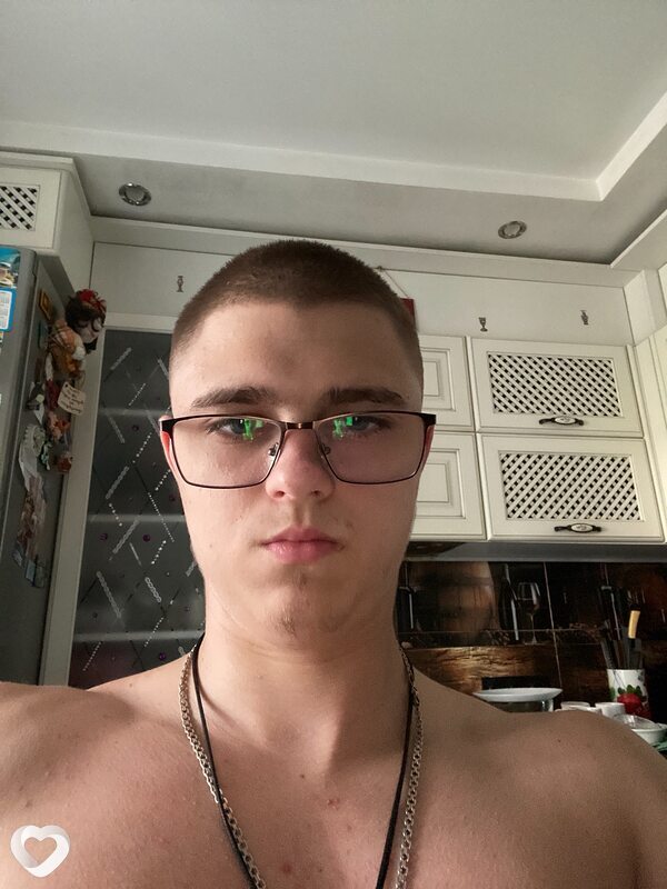 Кирилл, 19, Гомеле — анкета №2637280