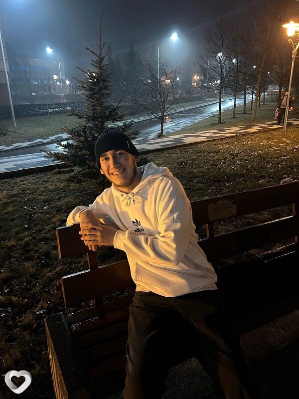 Nazar, 21, Валуйках — анкета №2637921