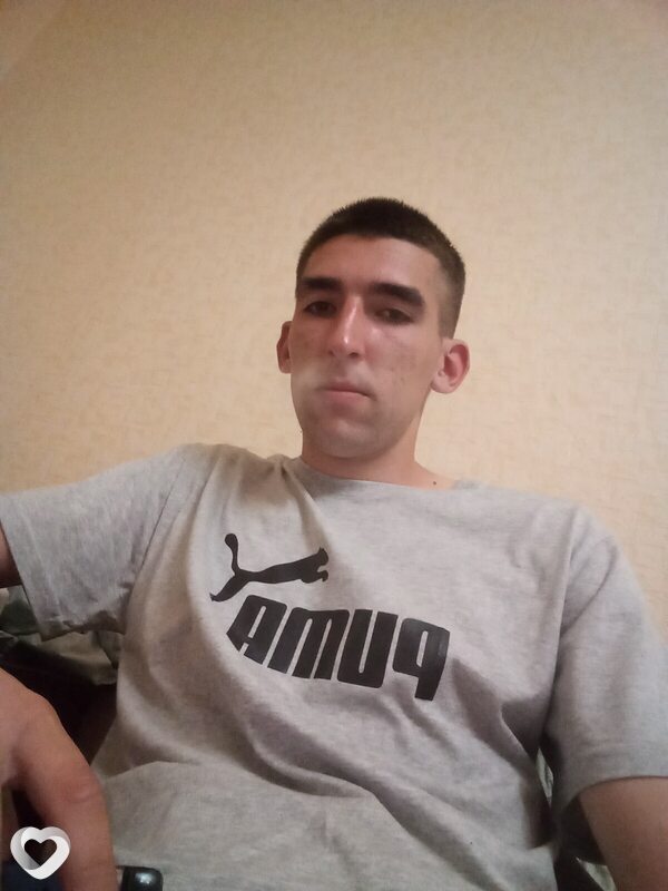 Юра, 20, Тобольске — анкета №2637932