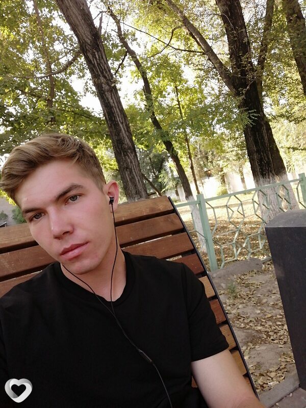 Денис, 23, Алматы — анкета №2637828