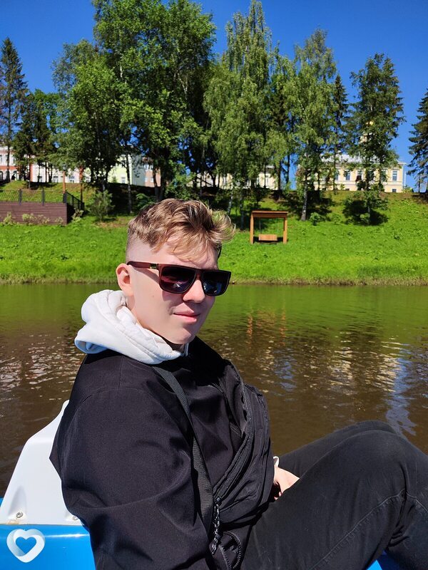 Андрей, 23, Санкт-Петербурге — анкета №2637842