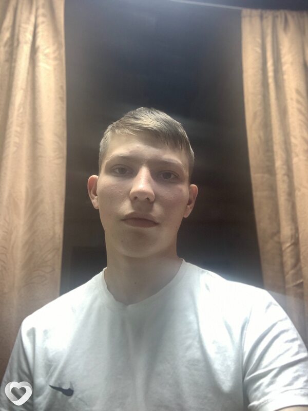 Александр, 20, Октябрьский (Башкортостан) — анкета №2638169
