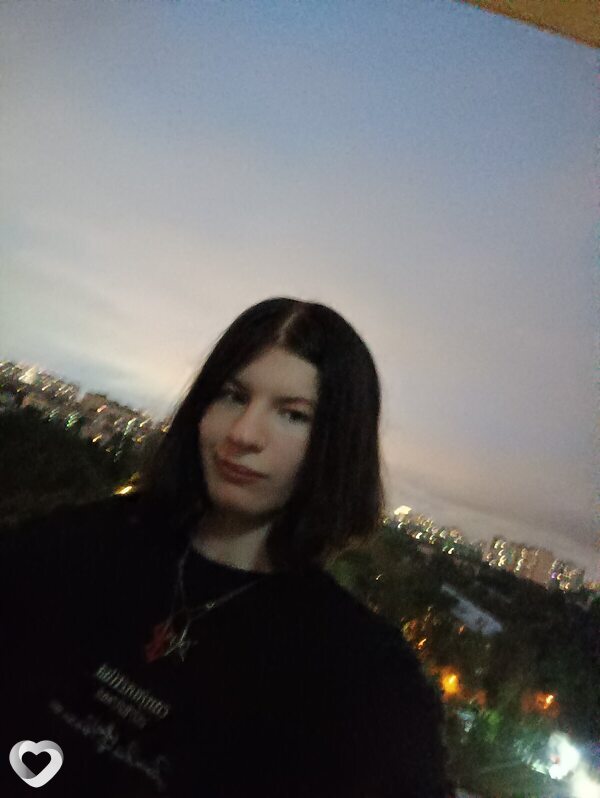 Артём, 19, Москве — анкета №2638633