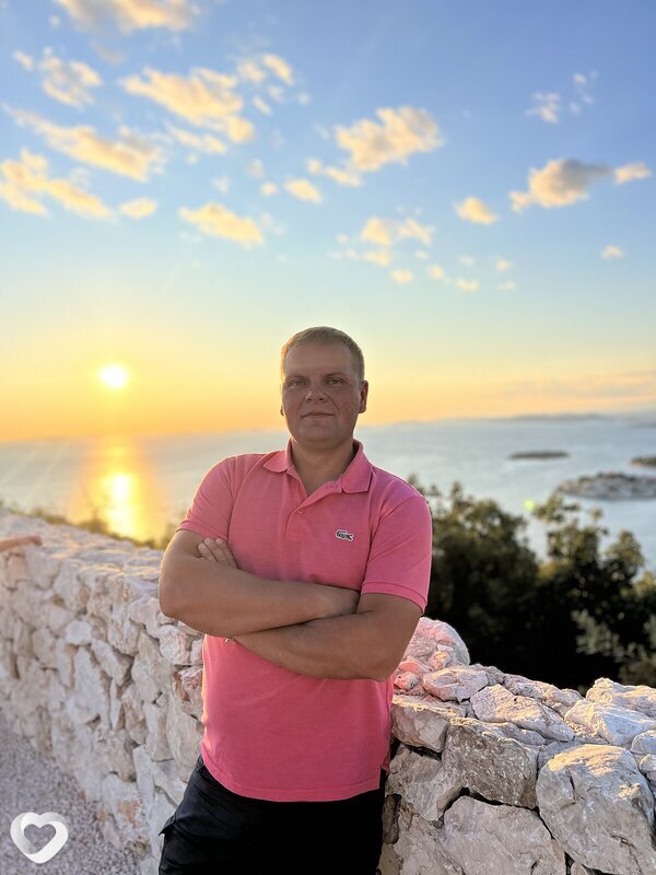 Artem, Краков