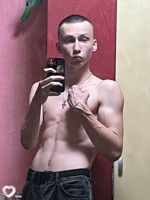 Андрей, 20, Оренбурге — анкета №2639533