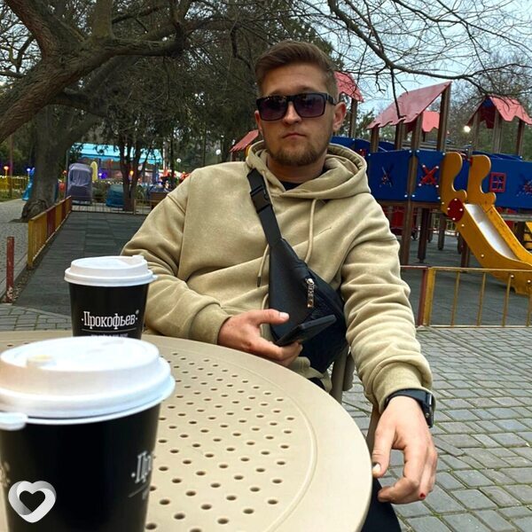 Виктор, 27, Евпатории — анкета №2639316