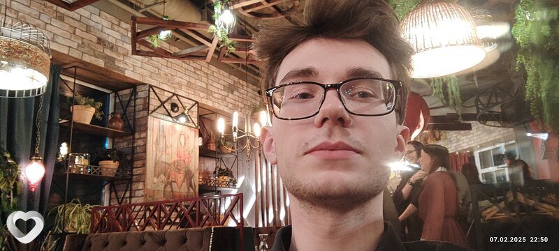 Евгений, 21, Новосибирске — анкета №2639617