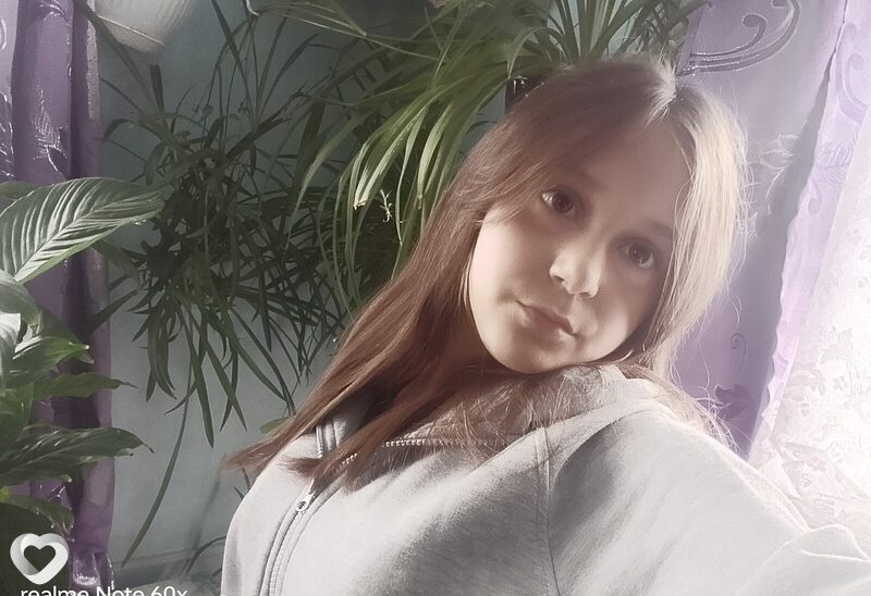 Милана, 19, Кемерове — анкета №2639640