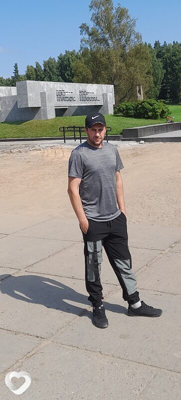 Анатолий, 36, Калинковичах — анкета №2639641