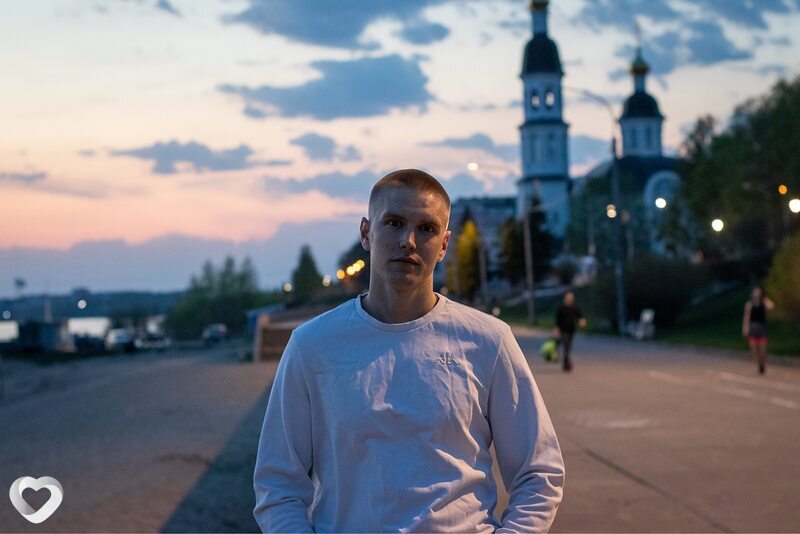 Анатолий, 24, Архангельске — анкета №2640403