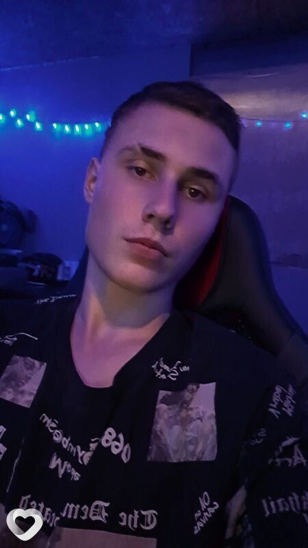 Валентин, 20, Санкт-Петербурге — анкета №2640436